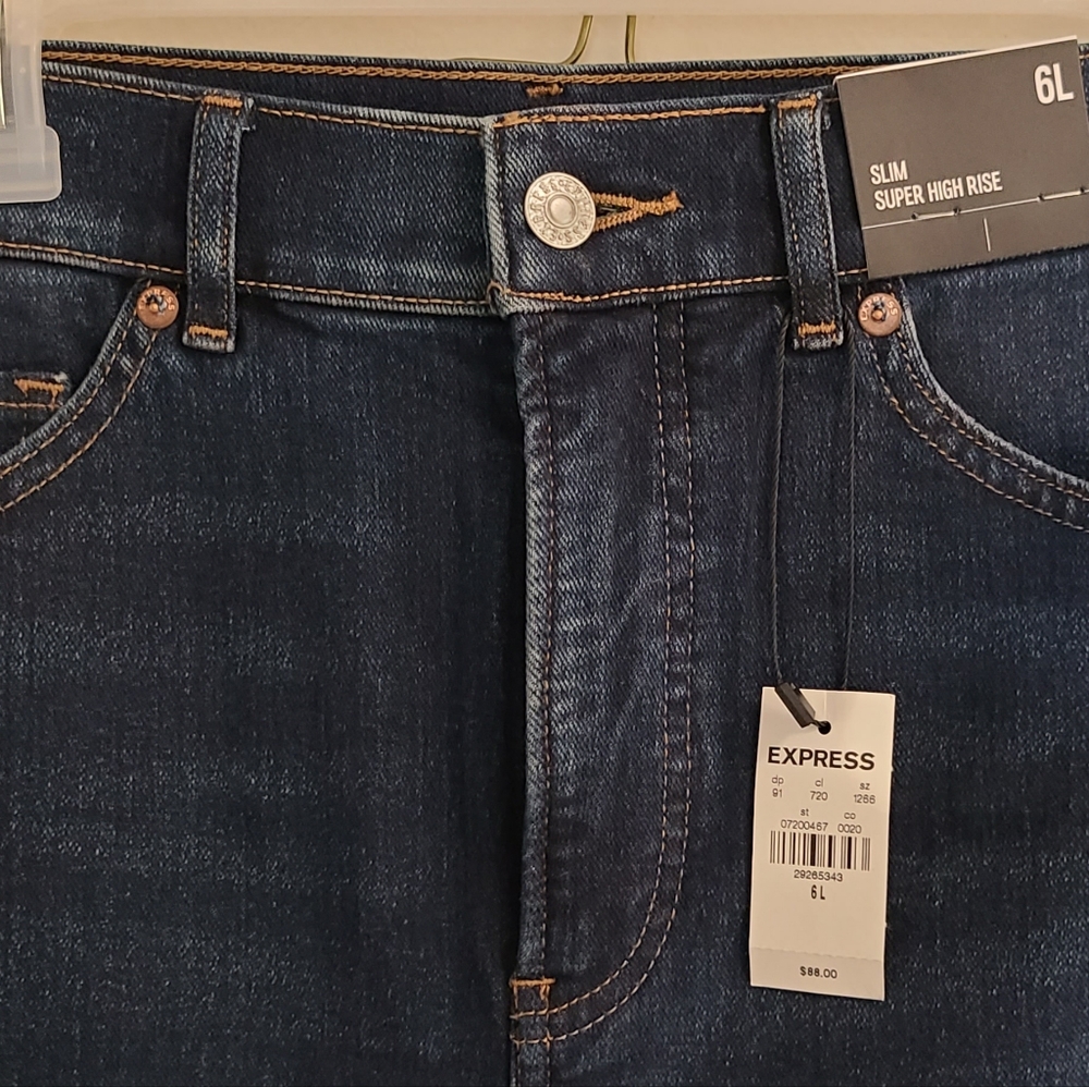 Express Slim Super High Rise Dark Wash Jeans Size 6 Long